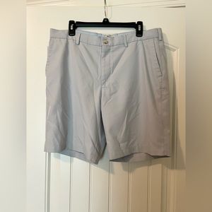 Men’s Peter Millar Shorts. Size 36W. In great condition.